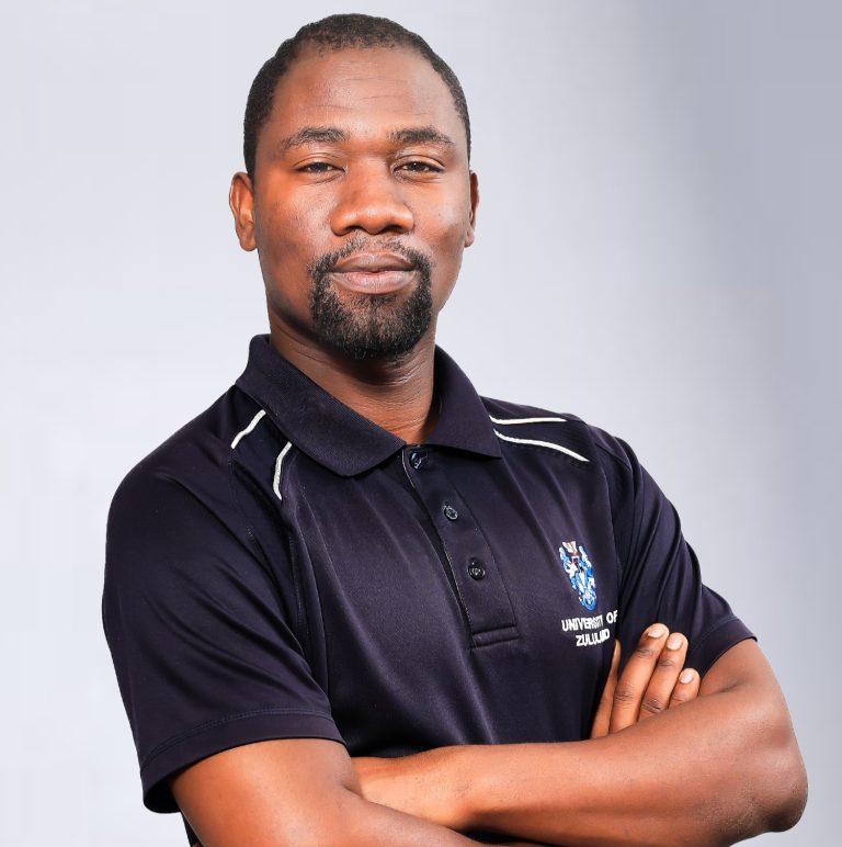 Dr Fortune Thabethe