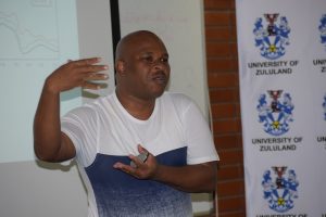 UNIZULU Academic Promotes Science Application During Research Week